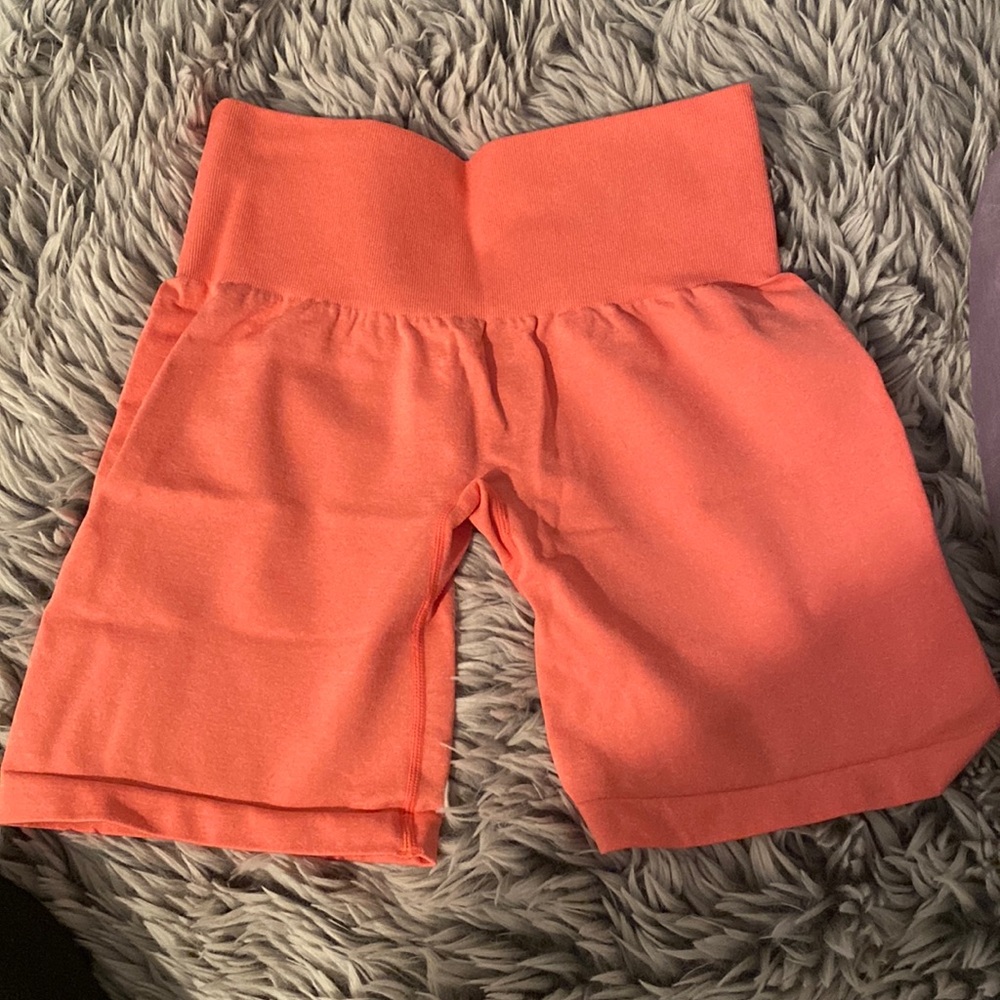 Nvgtn work out shorts